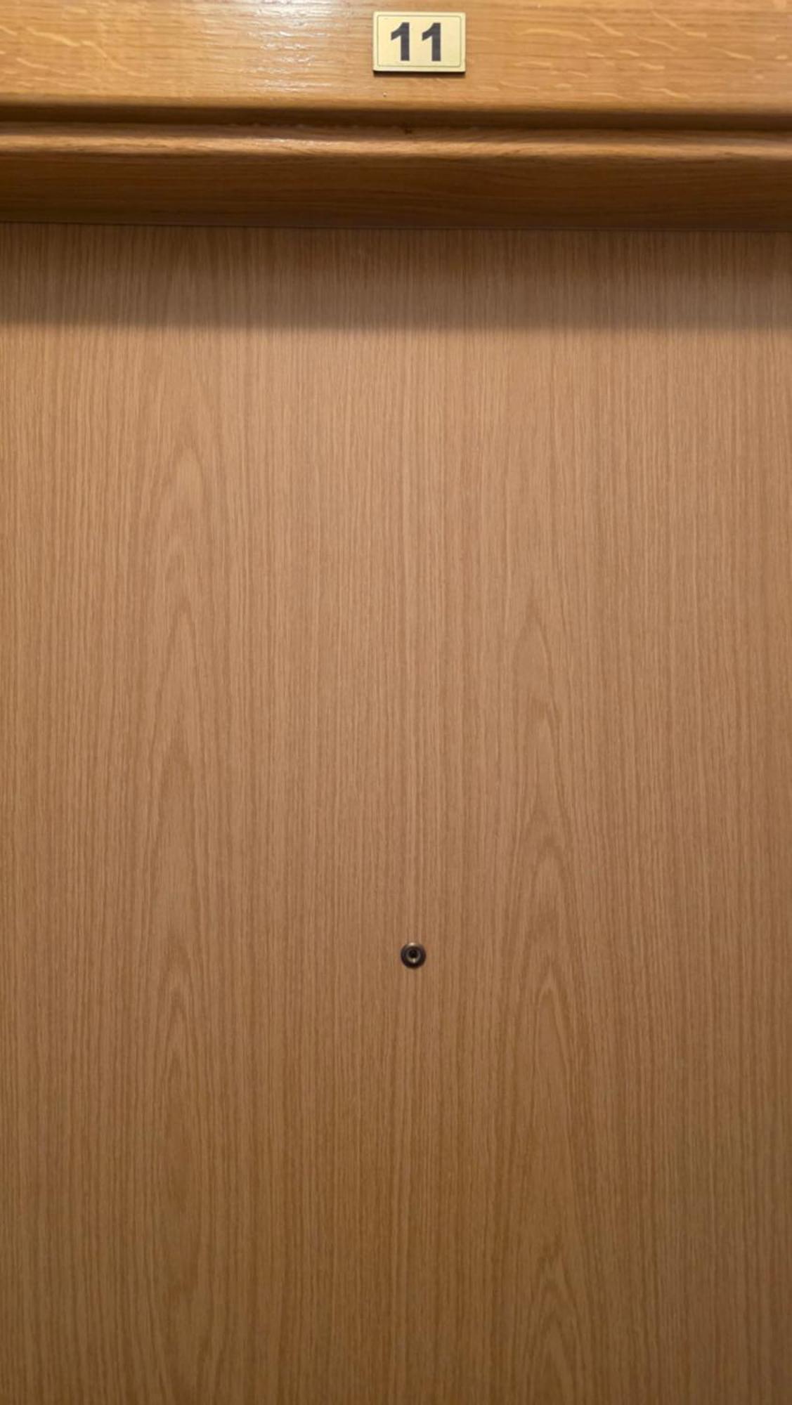 As Apartment *